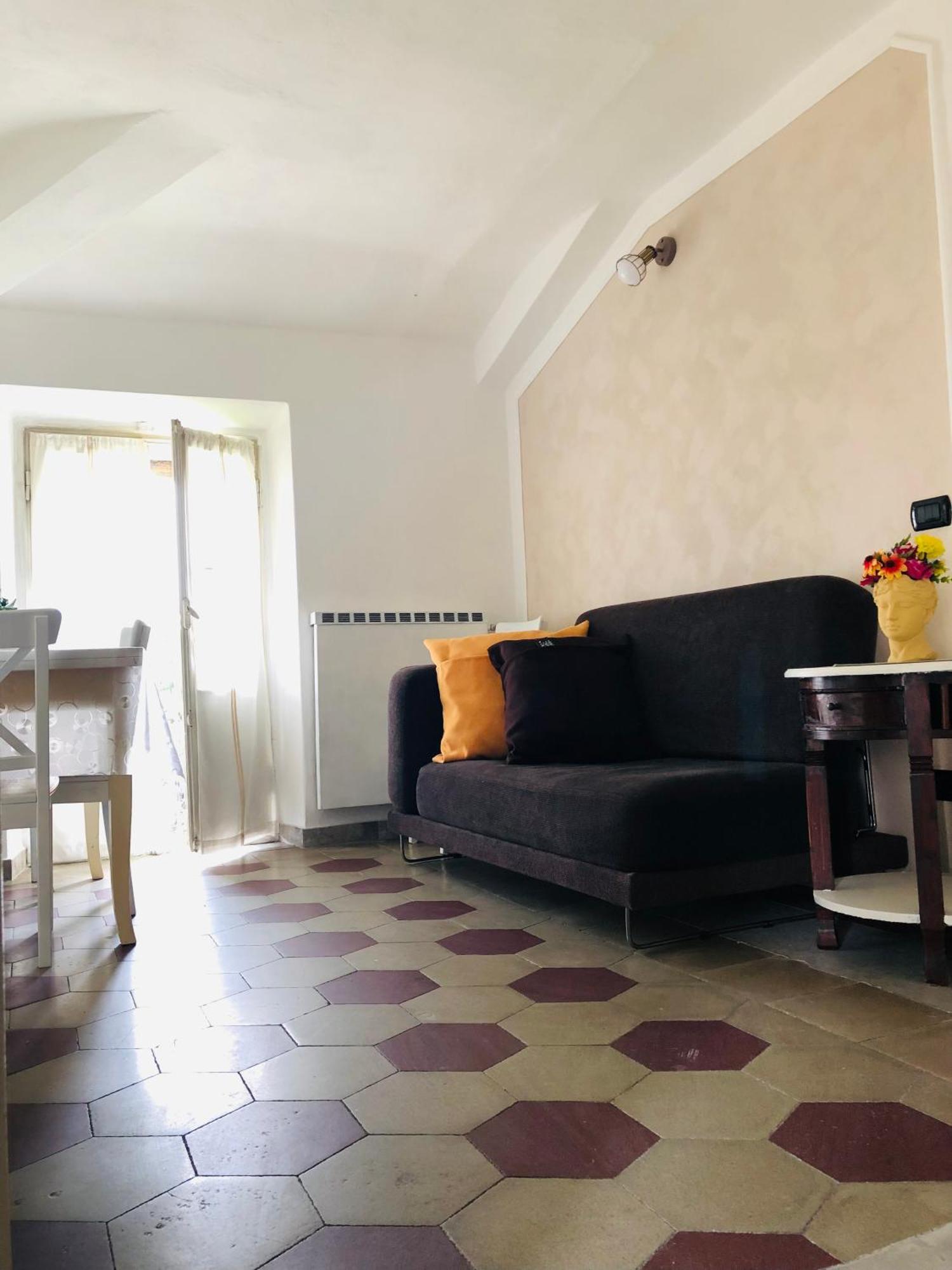 Casa di Aristide Apartment Erba Bagian luar foto