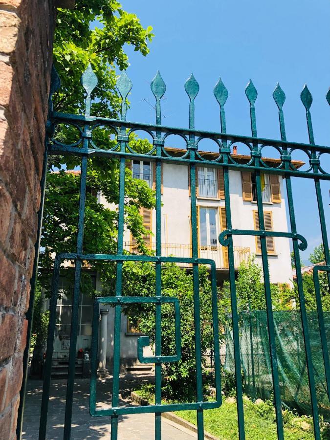 Casa di Aristide Apartment Erba Bagian luar foto