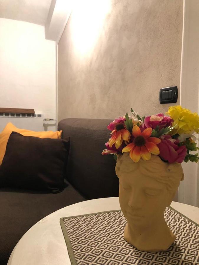 Casa di Aristide Apartment Erba Bagian luar foto
