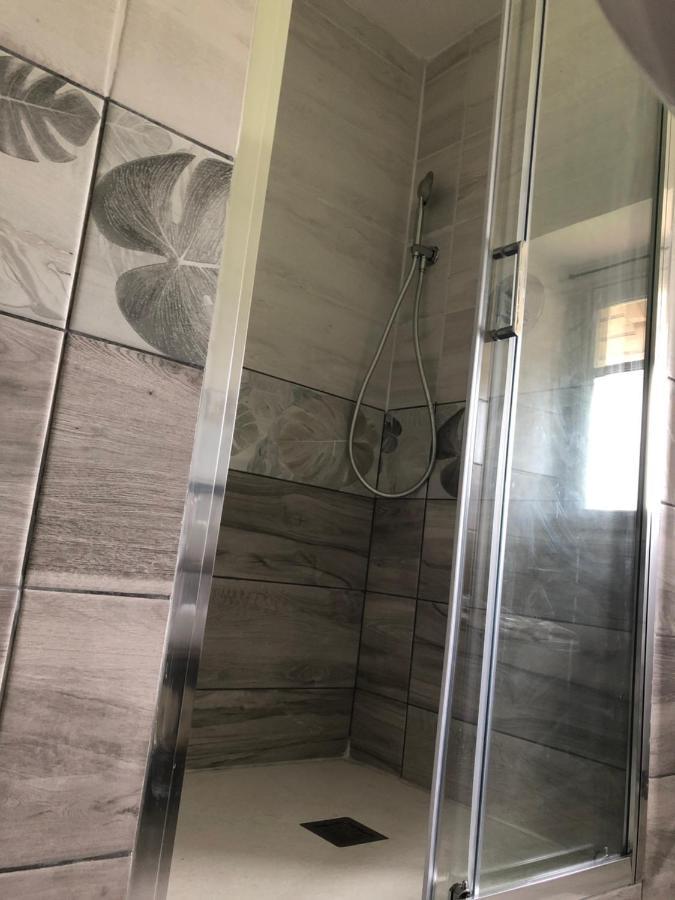 Casa di Aristide Apartment Erba Bagian luar foto